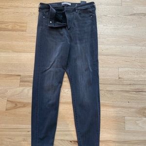 Liverpool ankle soft jean leggings